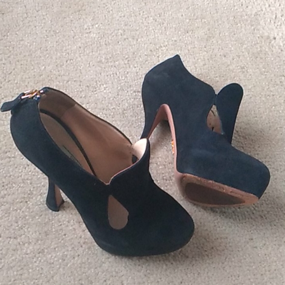 Prada suede shoes - Picture 2 of 5